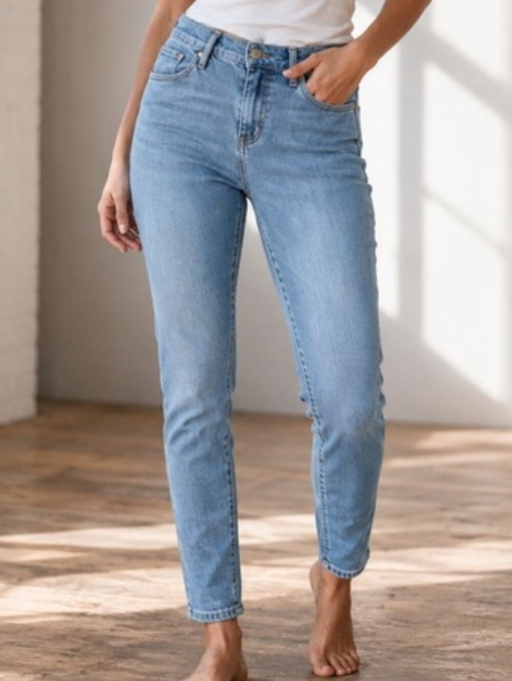Levi’s Mile High Skinny Jeans Med/light Wash Womens 27 NWOT